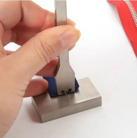 Zipper Remover Tool Base