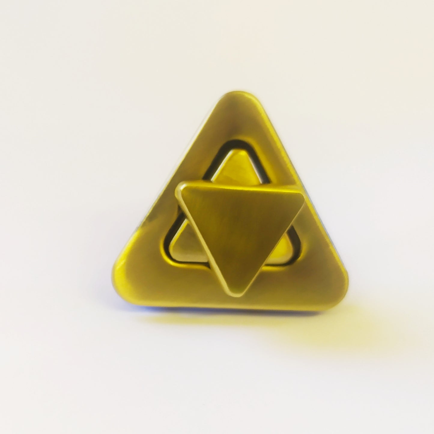 Prism Senatori Turn Button - Antique Brass