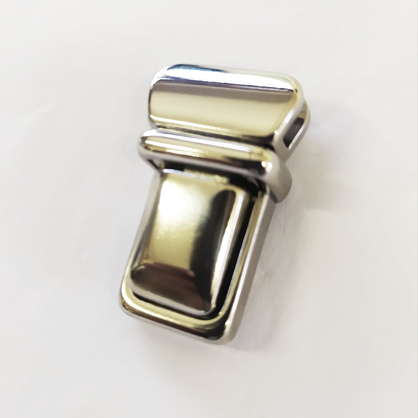 Rectangle Senatori Tuck Lock Clip - Nickel