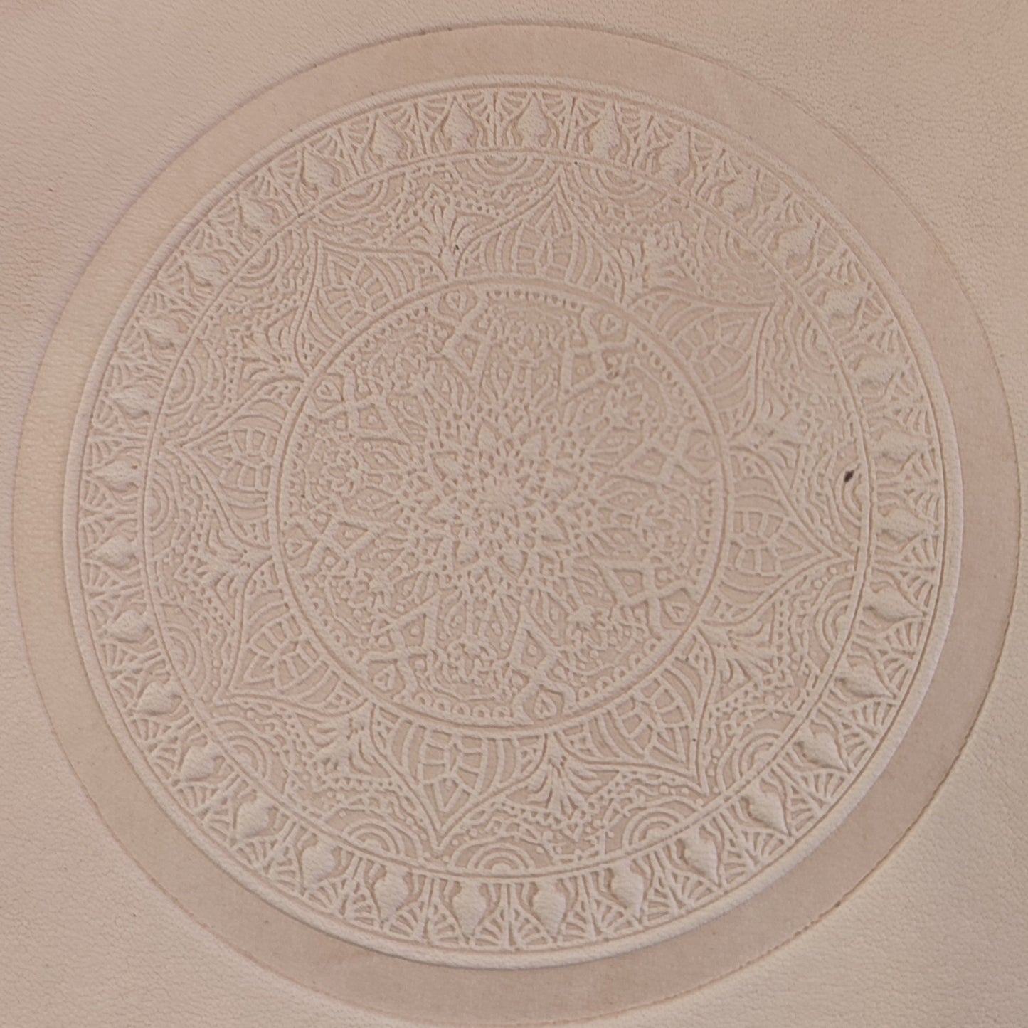 Embossing Block Detailed Spade Mandala - 80mm