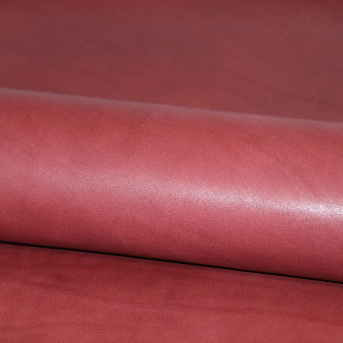 Barcelona Leather Side - Ruby