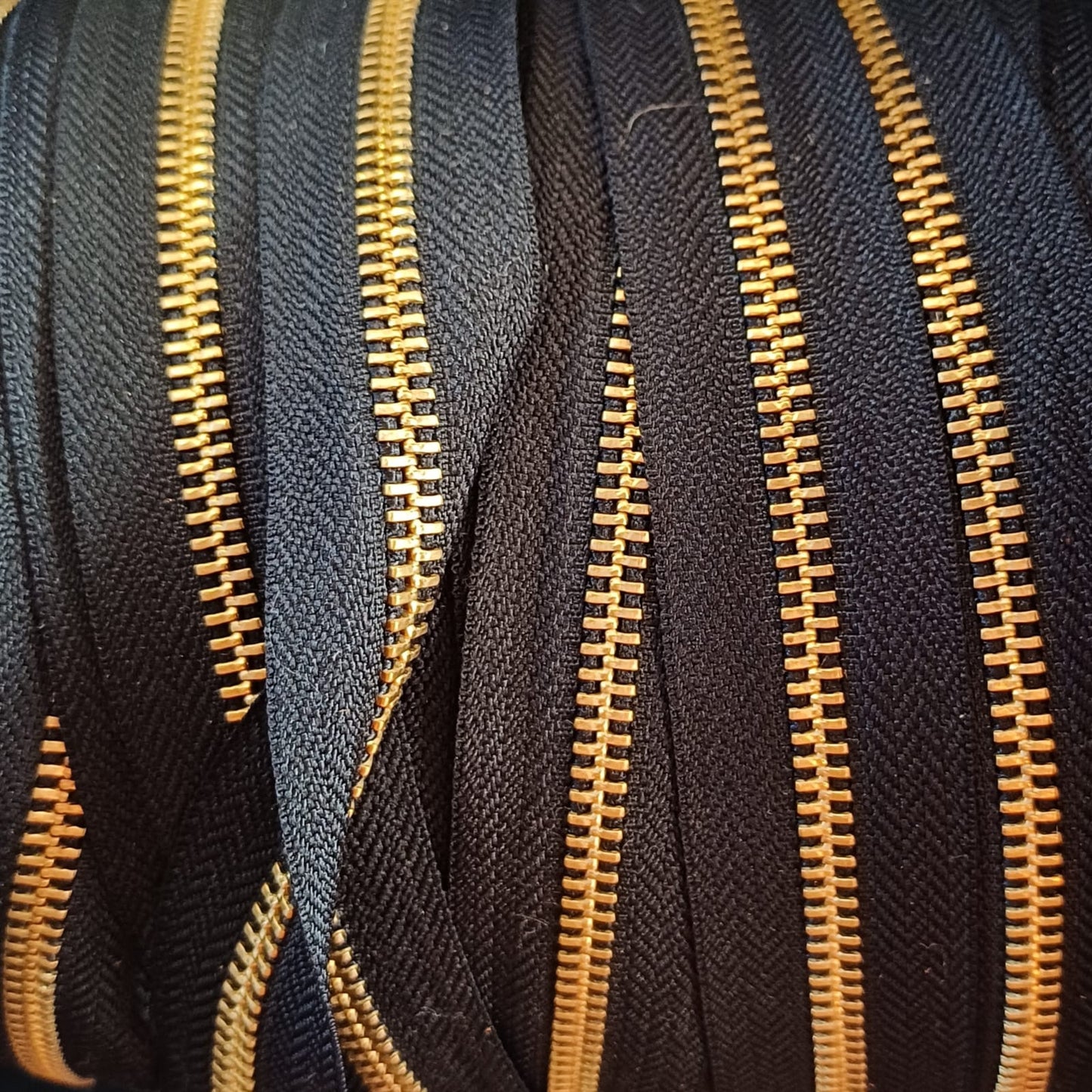 YKK Gold Zip Chain (Various Sizes & Colours)