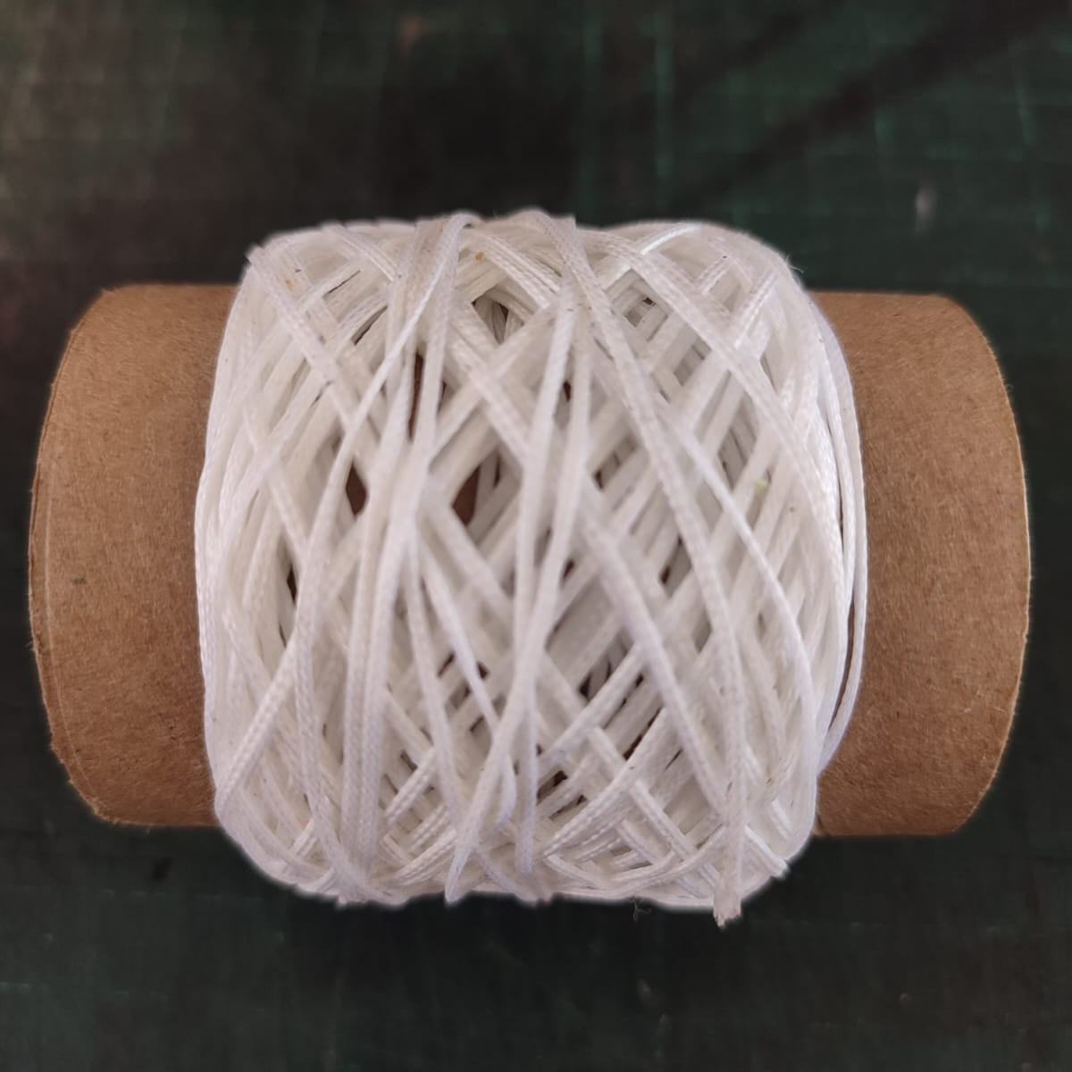 White Serabraid thread - 1mm waxed thread