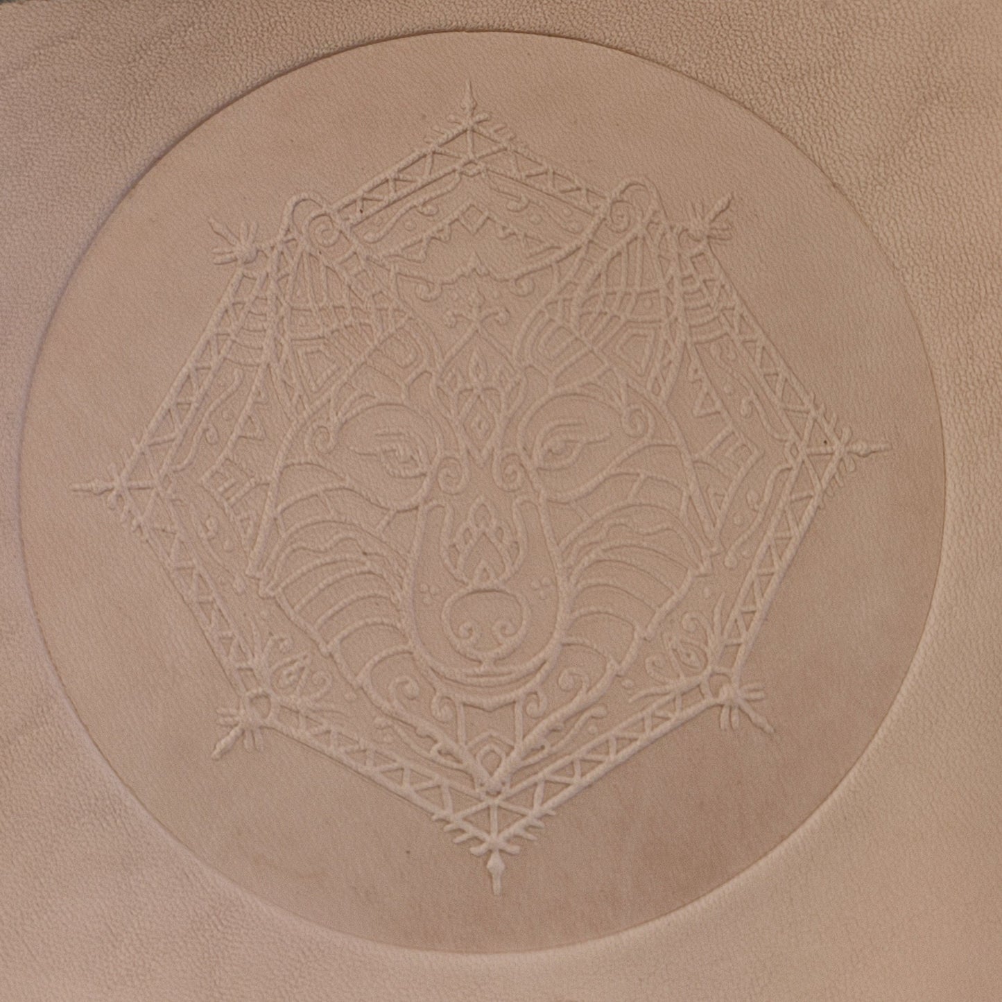 Embossing Block  -  Mandala Wolf - 80 mm